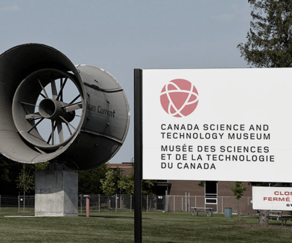 Canada Science and Technology Museum - Outside